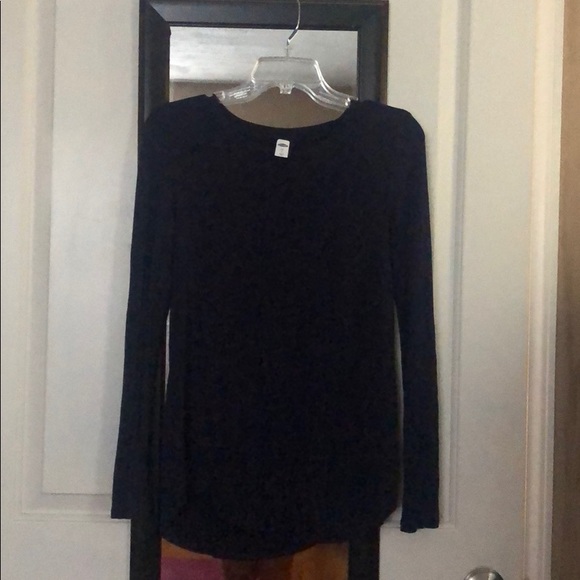 Long sleeve women’s Old Navy top - Picture 2 of 3